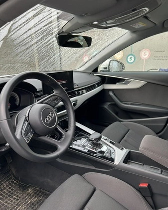 Audi A4 cena 142000 przebieg: 28000, rok produkcji 2021 z Wejherowo małe 92